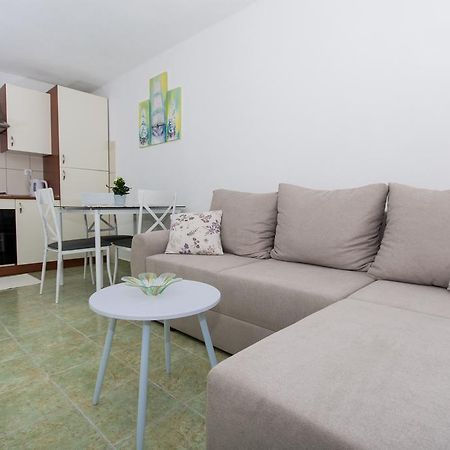 Apartment Mika 2 Trogir Exterior photo