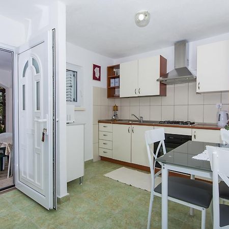 Apartment Mika 2 Trogir Exterior photo