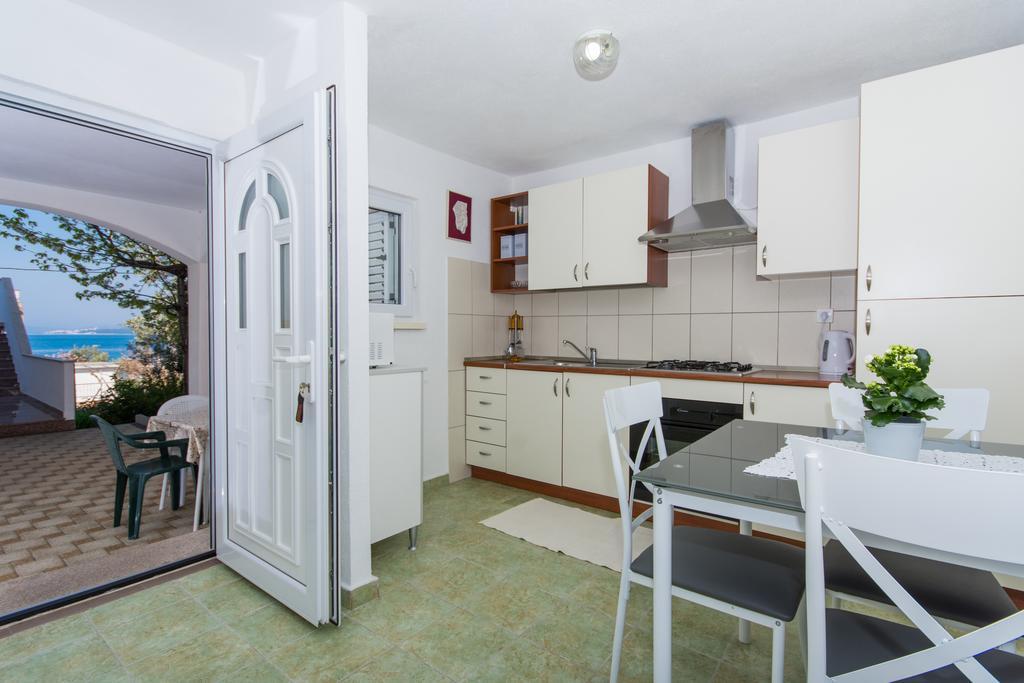 Apartment Mika 2 Trogir Exterior photo