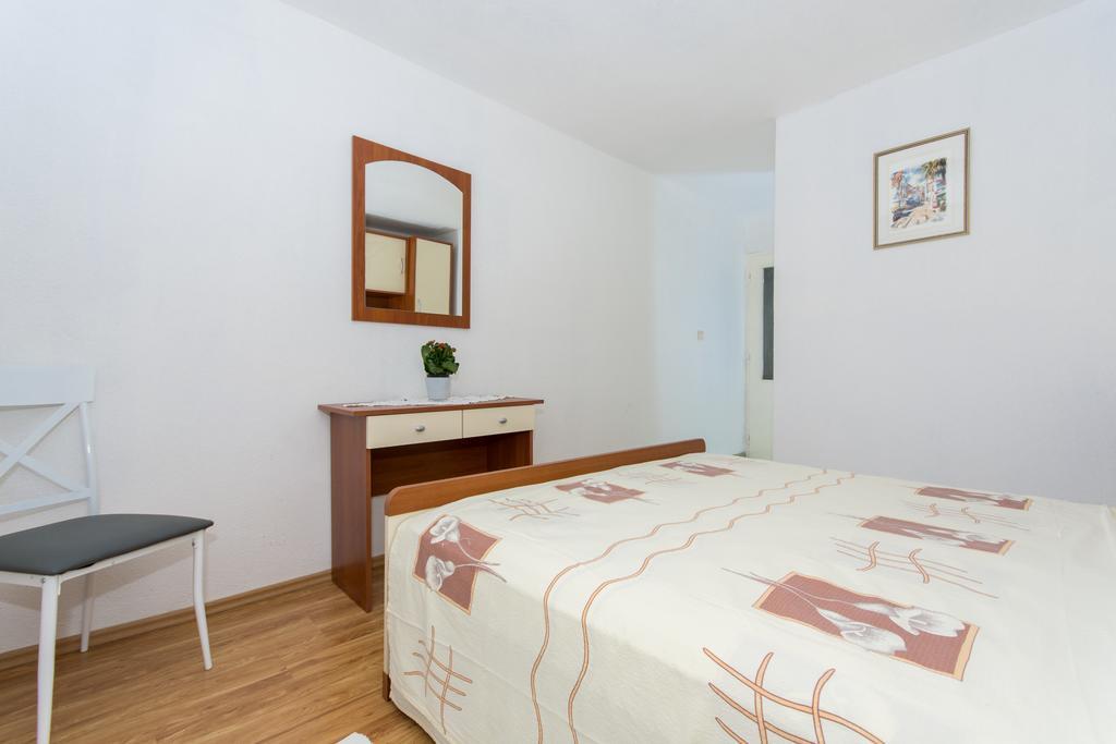 Apartment Mika 2 Trogir Exterior photo